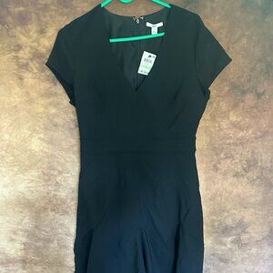 NWT Size 8 Bar III Mini Black Dress with Short Sleeves